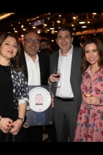 Η Δέσποινα και ο Βάσος Ξυδιάς, ο Αντρέας Παπαχαραλάμπους και η Μικαέλλα Μέσσιου 