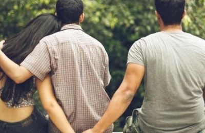 Σ' ένα κόσμο γεμάτο Κιμ...γίνε εσύ