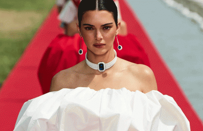 Jacquemus: Mε χλιδάτο αέρα Βερσαλλιών η νέα συλλογή