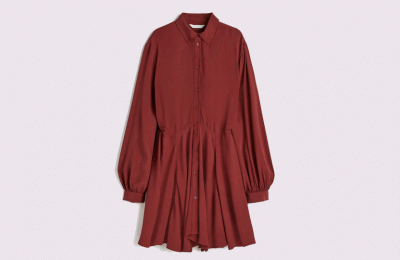 Μακρύ suede παλτό €59.99 από Stradivarius