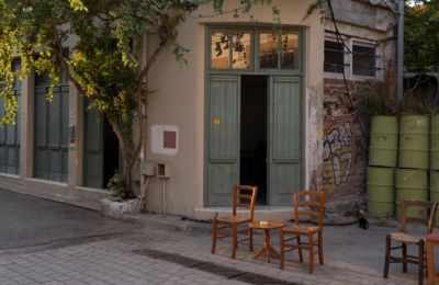 Σ' ένα κόσμο γεμάτο Κιμ...γίνε εσύ