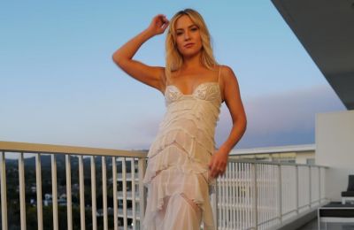 Photo by @katehudson on Instagram 