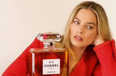 Η Margot Robbie ως το νέο πρόσωπο του Chanel N°5