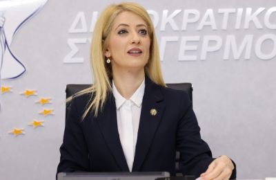 Αννίτα: Τι απάντησε στις φήμες περί χωρισμού 