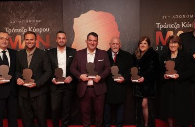 Οι νικητές της μεγάλης βραδιάς.