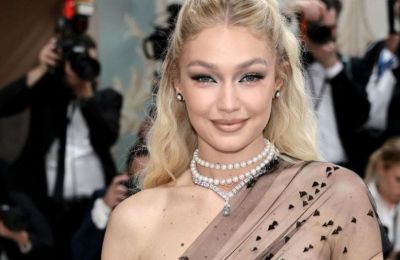 Baby doll blush: Η τάση που εφάρμοσε ακόμη και η Gigi Hadid 